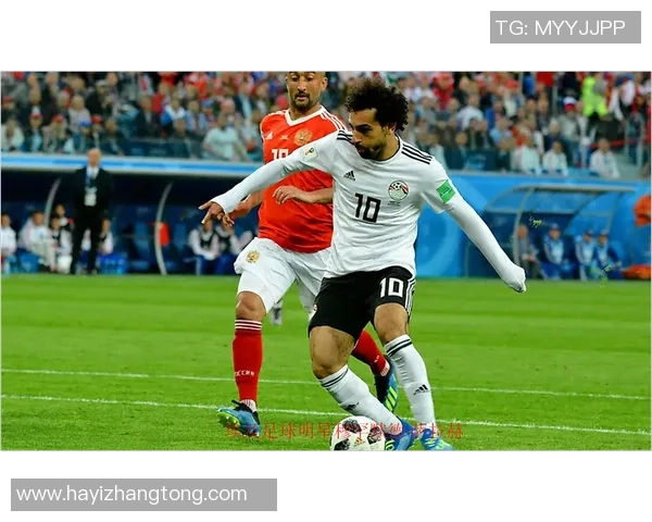 国外足球明星精彩踢球视频集锦展现球场风采与技术魅力